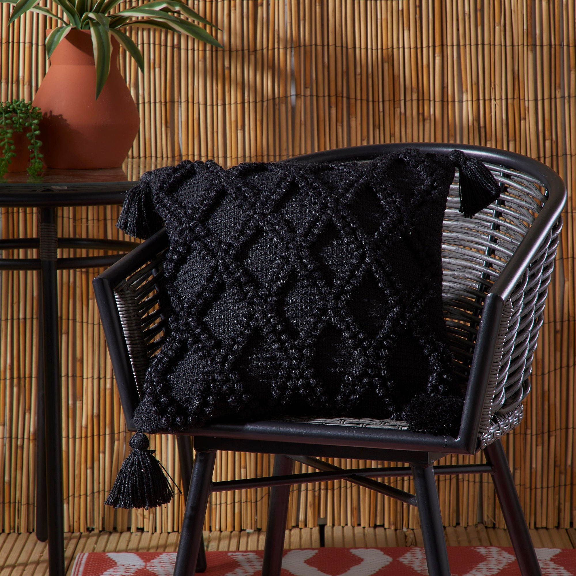 Drift - Alda Outdoor - Filled Cushion - Black - 43x43cm