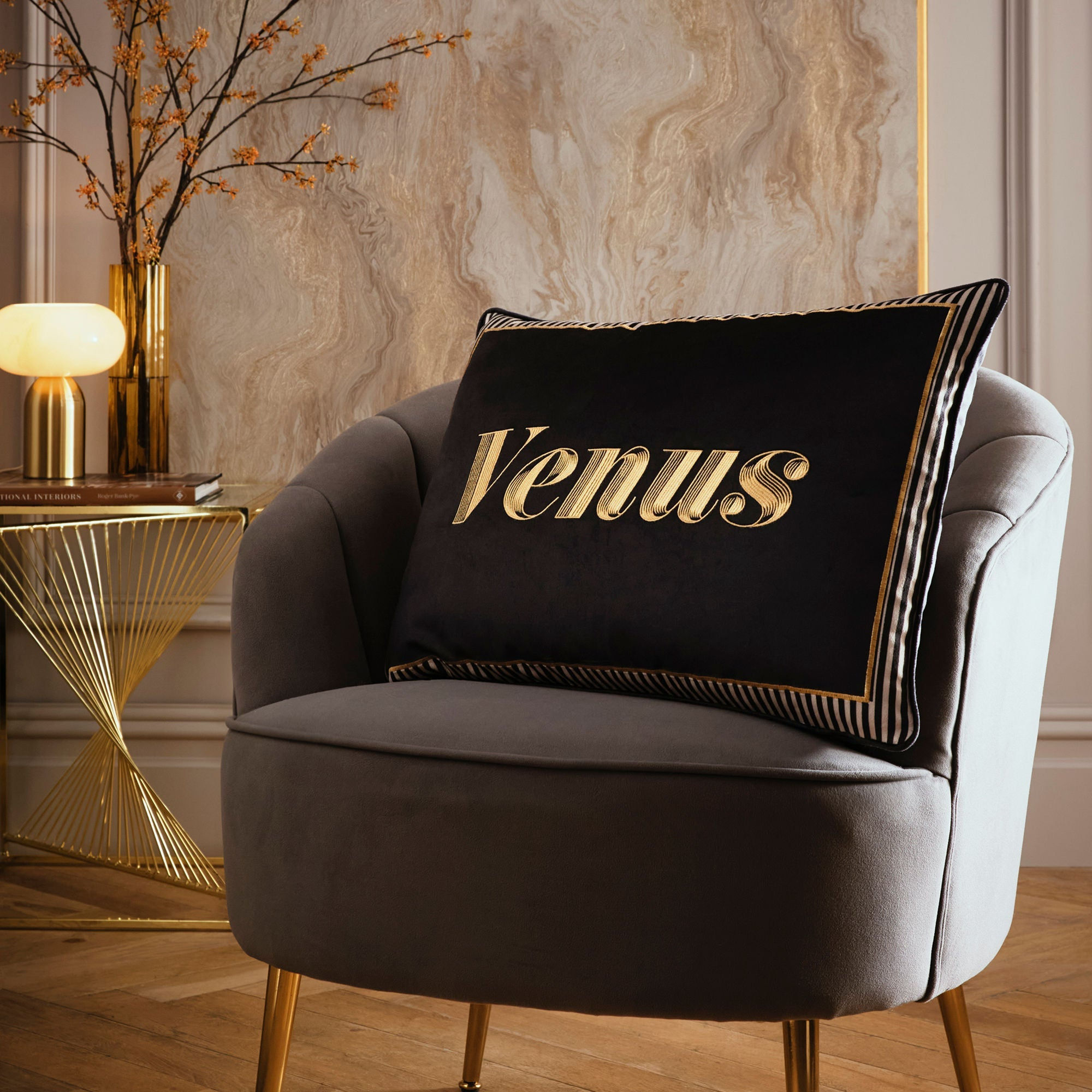 Laurence Llewelyn-Bowen - Venus Signature - Cushion Cover LR - Black - 40x60cm