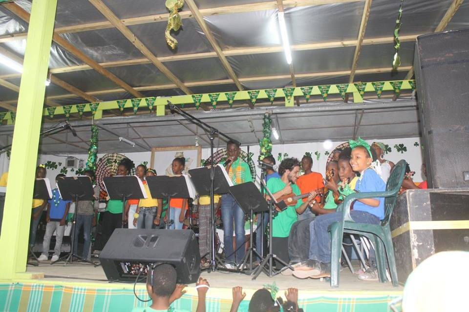 Choir and Ukuleles at Cultural show