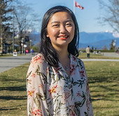 Lauren Lee Headshot.jpg