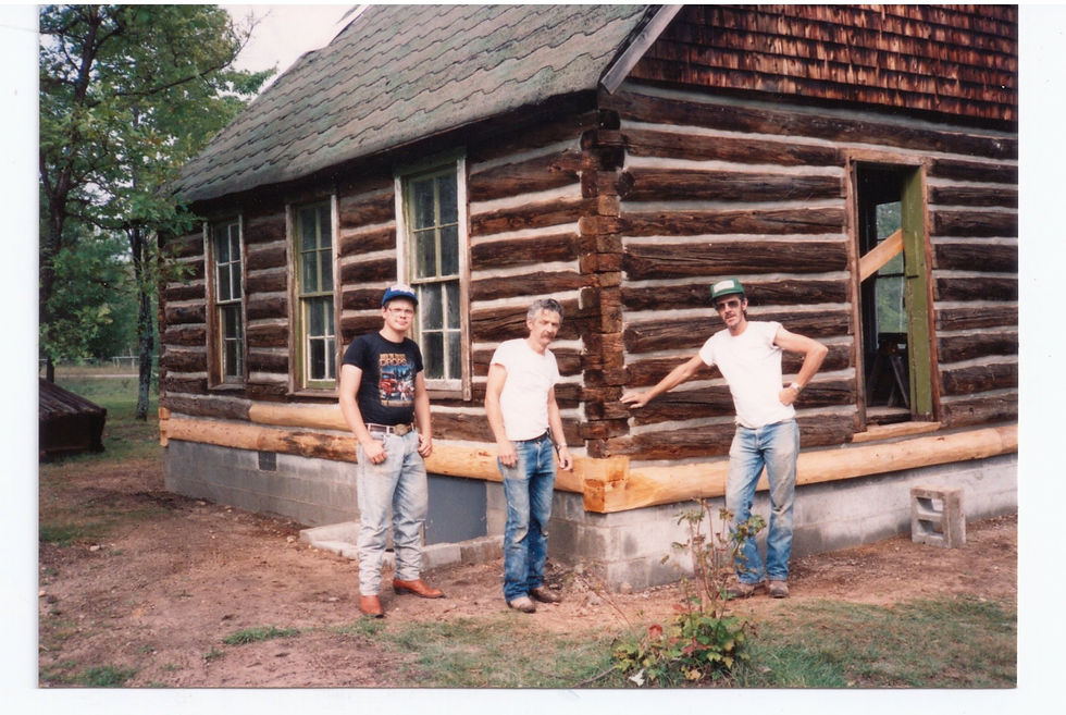 Kenneth Thomson (center) in 1991