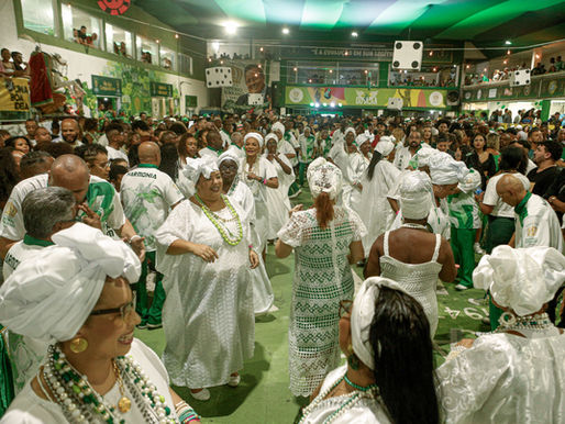 Império Serrano realiza semifinal do concurso de samba-enredo nesta sexta (10)