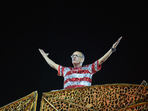 Sábado tem Campeãs na Sapucaí