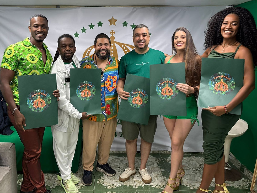 Império Serrano apresenta croquis das fantasias da corte para o Carnaval 2026