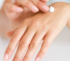 Conheça novas técnicas para rejuvenescimento das mãos