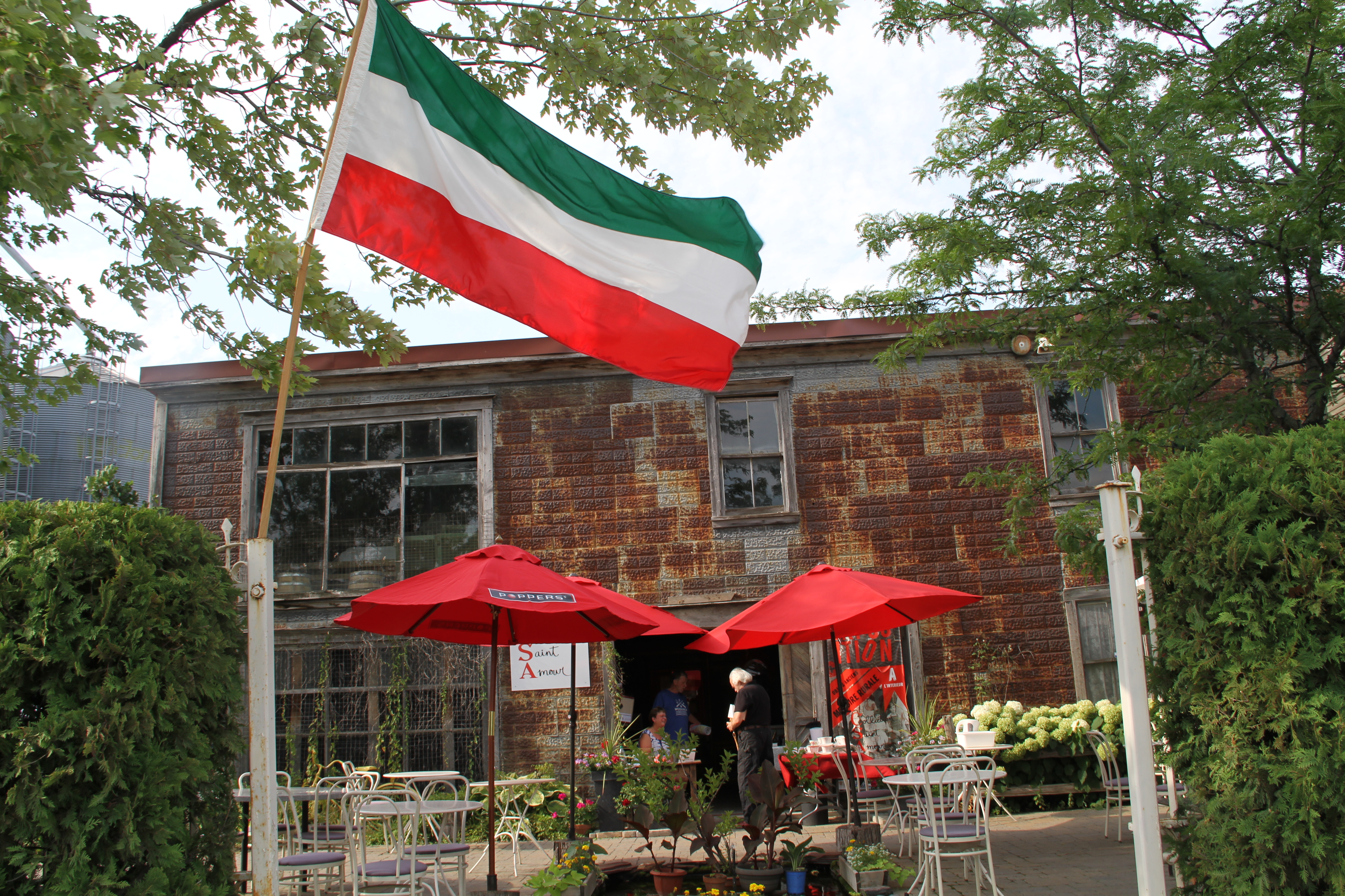 drapeau0946