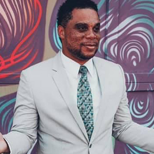 LIVEWAVES THESOAPBOXX SAGINAW MICHIGAN THAWED MAGAZINE APPS SOCIAL MEDIA CONTENT DEBATES