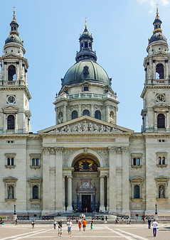 Budapest,_St._Stephen's_Basilica_C16.jpg