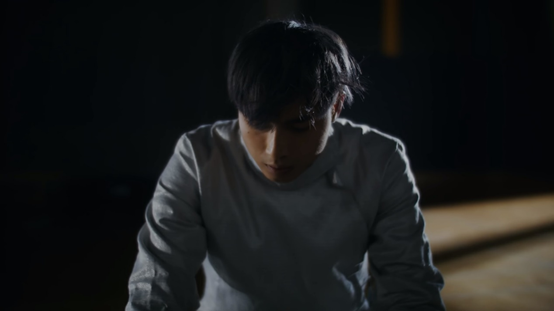 AK@MIRROR《三个字》MV