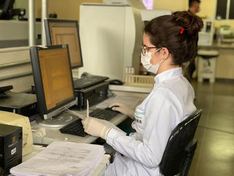 Credenciada, Vitória da Conquista começa realizar exames de detecção para Covid-19 