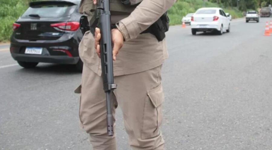 Major da PM é baleada por colega durante ocorrência no CAB, em Salvador