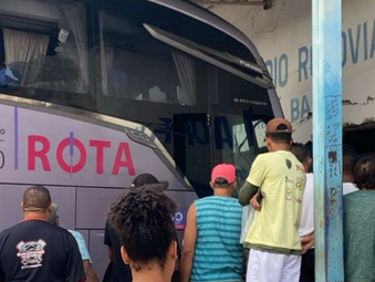 Ônibus invade rodoviária e deixa mortos e feridos em Itambé