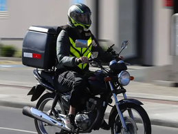 Salvador cria multa para quem agredir motoboys e entregadores