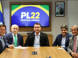 Filiação de Aroldo Cedraz ao PL reúne ACM Neto, Flávio Bolsonaro e lideranças do partido
