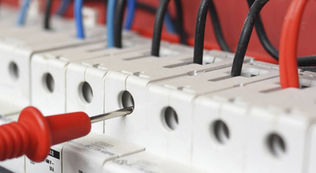 Prontuário das Instalações Elétricas – NR-10 - SEGURANÇA EM INSTALAÇÕES E SERVIÇOS EM ELETRICIDADE.