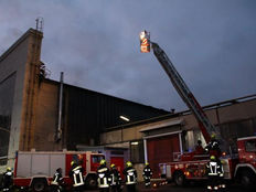 Dachstuhlbrand einer Fabrikshalle
