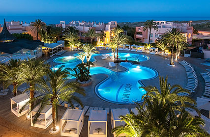 oliva-nova-hotel_3_1960x1280.jpg