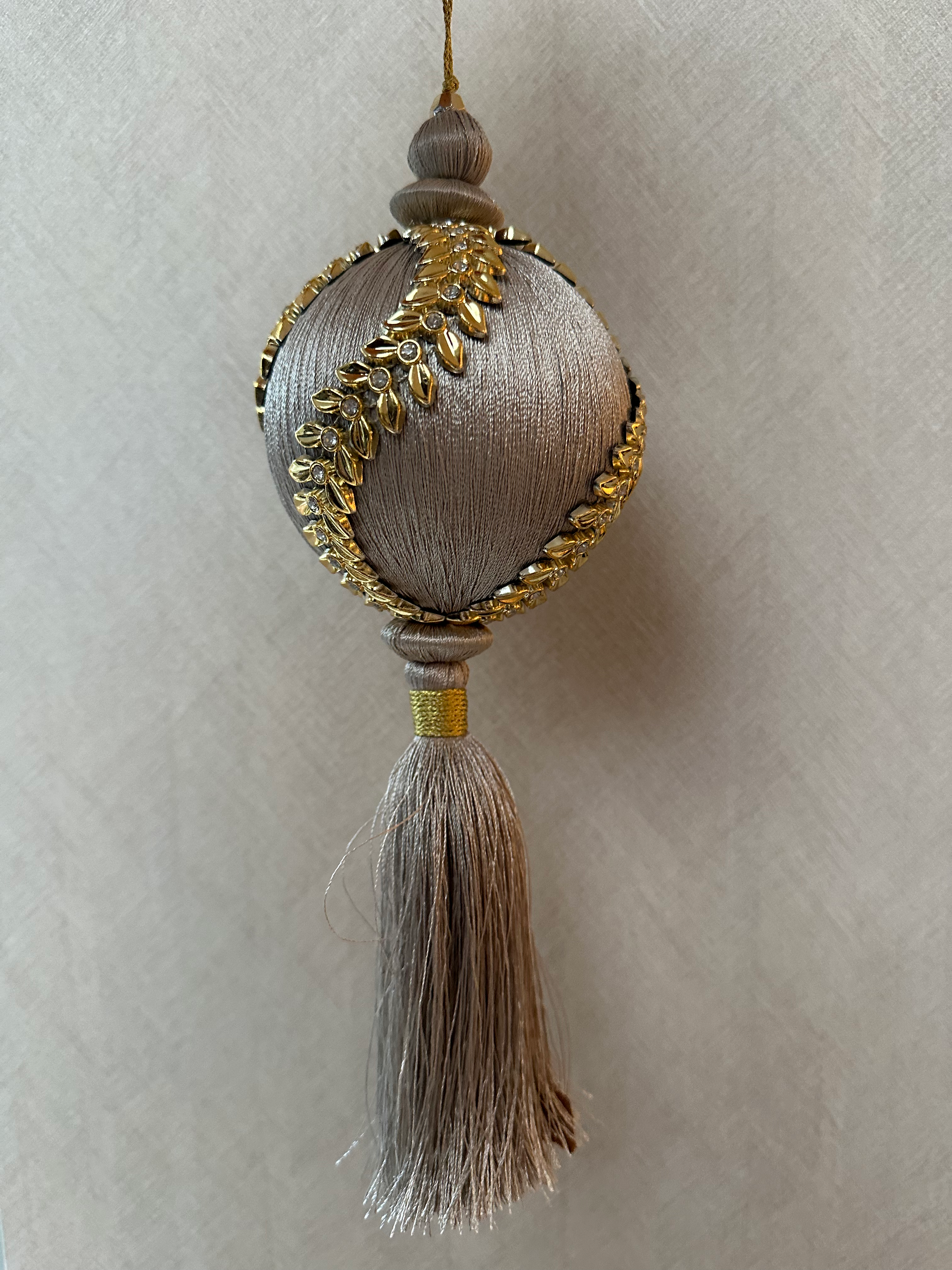 Luxe kerstbal ( met kwast) LARGE 