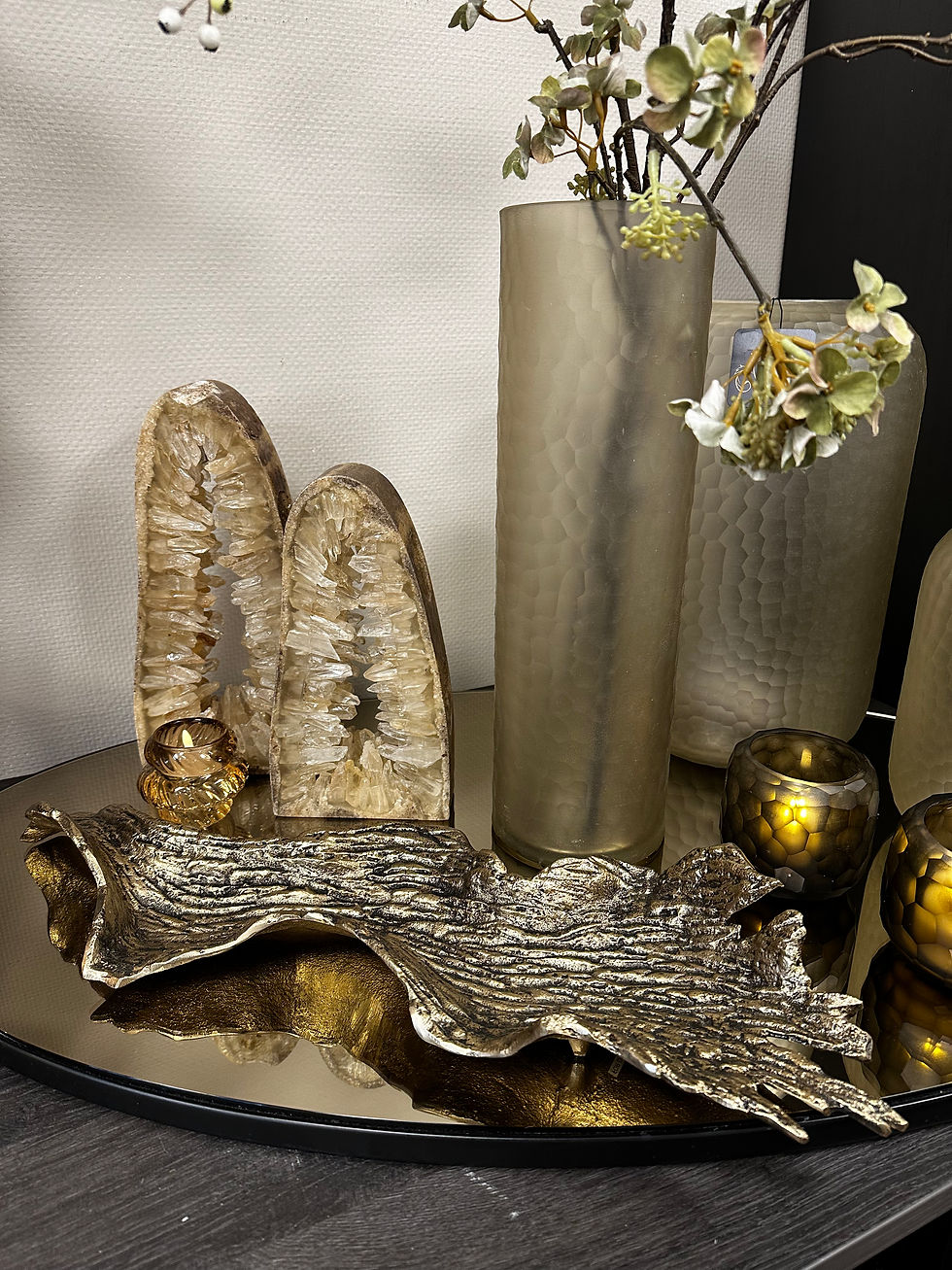 Thumbnail: Quartz mineral - “small” 