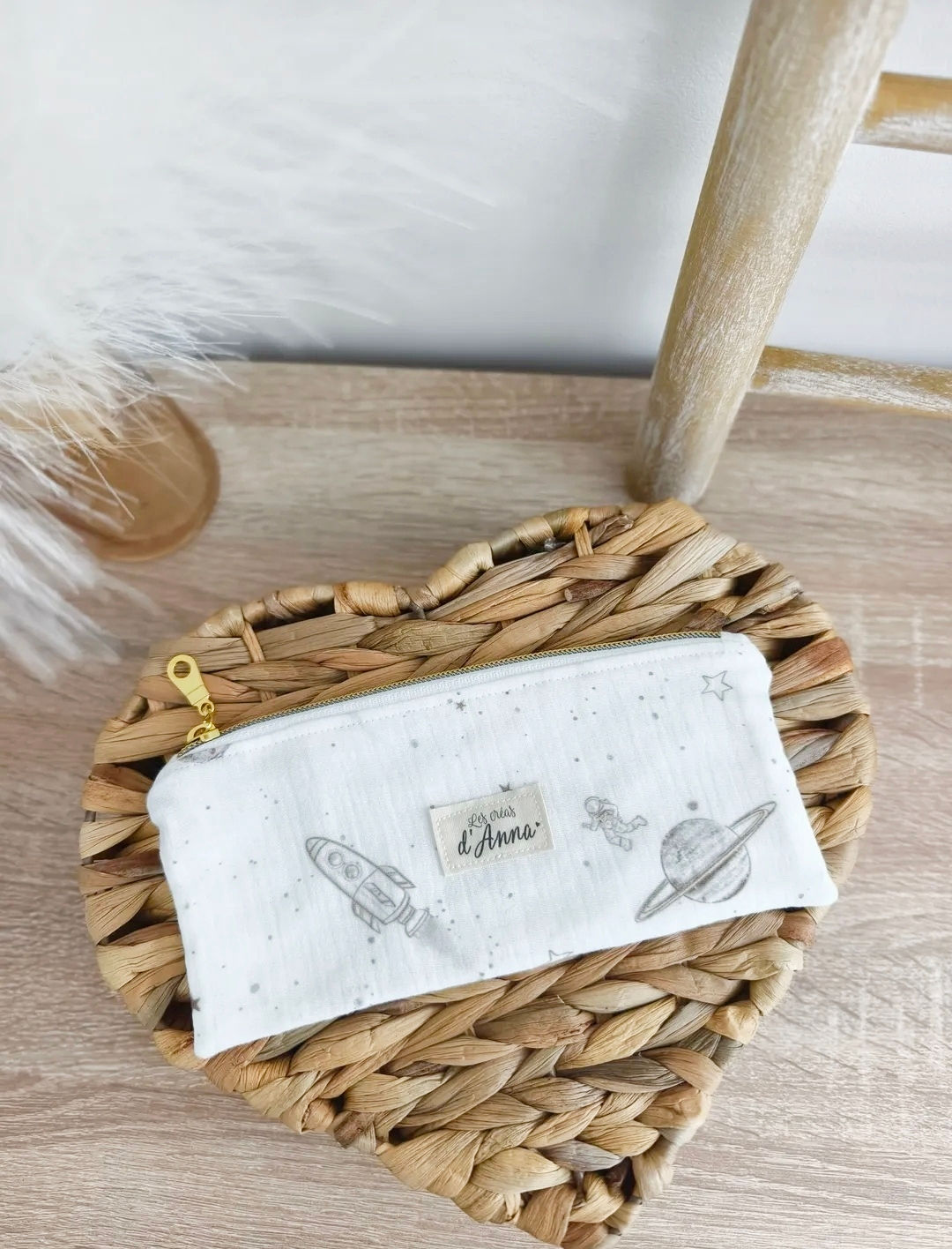 Petite trousse plate espace