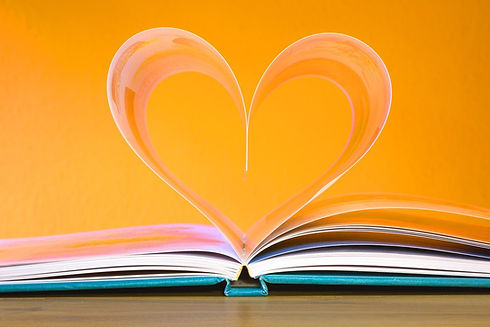 book-748904_1280.jpg