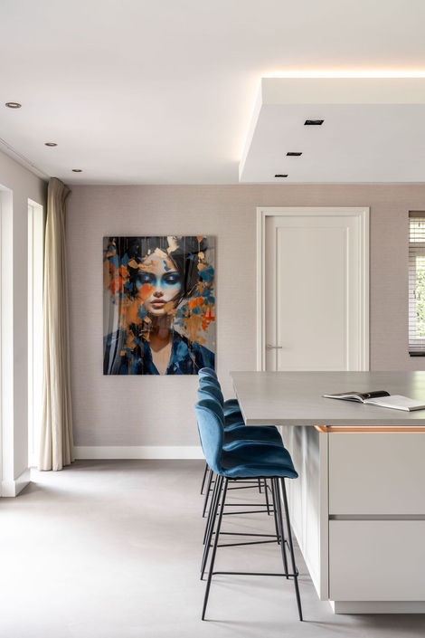 Keuken ontwerp met barkrukken