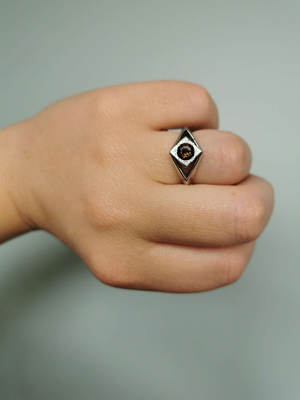 Thumbnail: Curio Ring