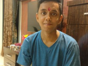 तरुण के बड़े पापा कहते हैं कि …