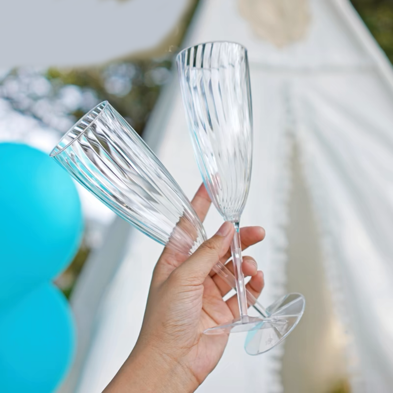 Plastic Champagne Cups 8pk 180ml