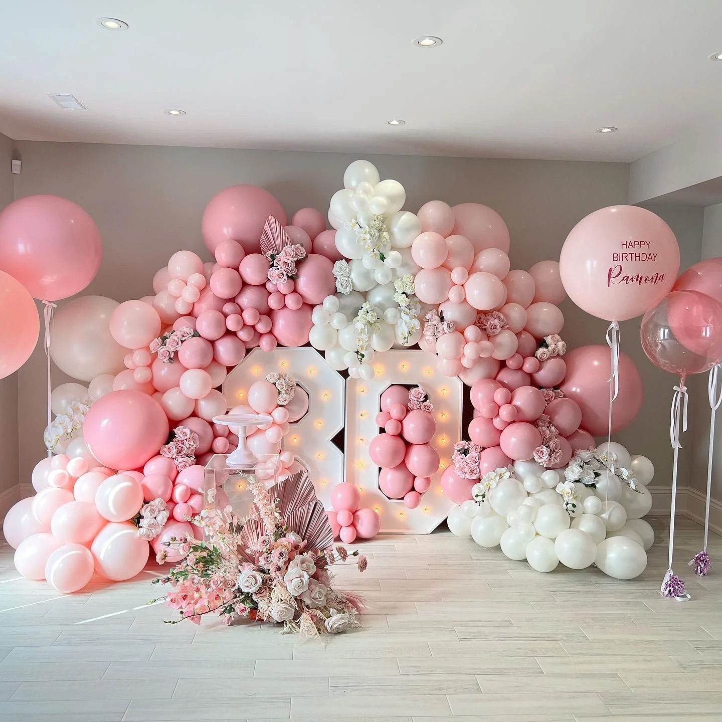 Auckland adult 30th birthday party balloon decoration package