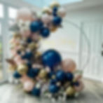 Thumbnail: Balloon Garland Round Mesh Arch  Package