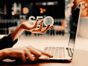Comment être visible dans Google et dans les réponses IA sans produire plus de contenu ?