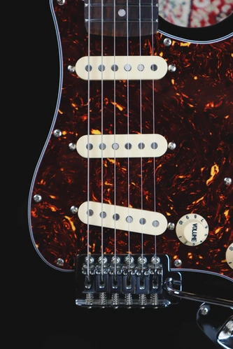 PRELOVED – Squier Bullet Stratocaster - Black | The Woodshed Guitars