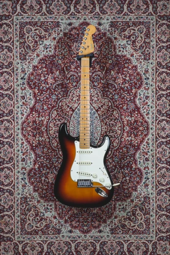 PRELOVED - 1999 Fender American Standard Stratocaster - Sunburst