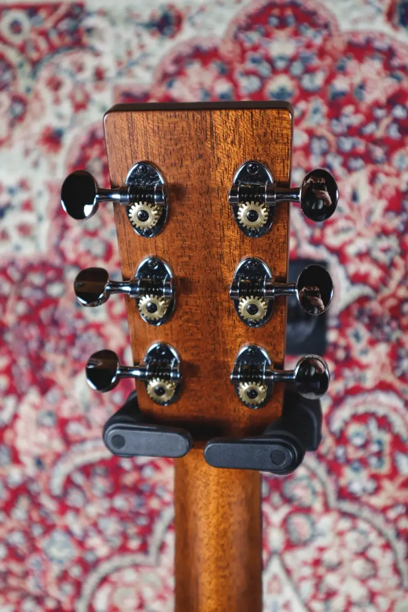 Thumbnail: Auden Colton rear headstock open gear tuners