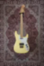 Fender Pawn Shop 70s Stratocaster Deluxe Vintage White full front view