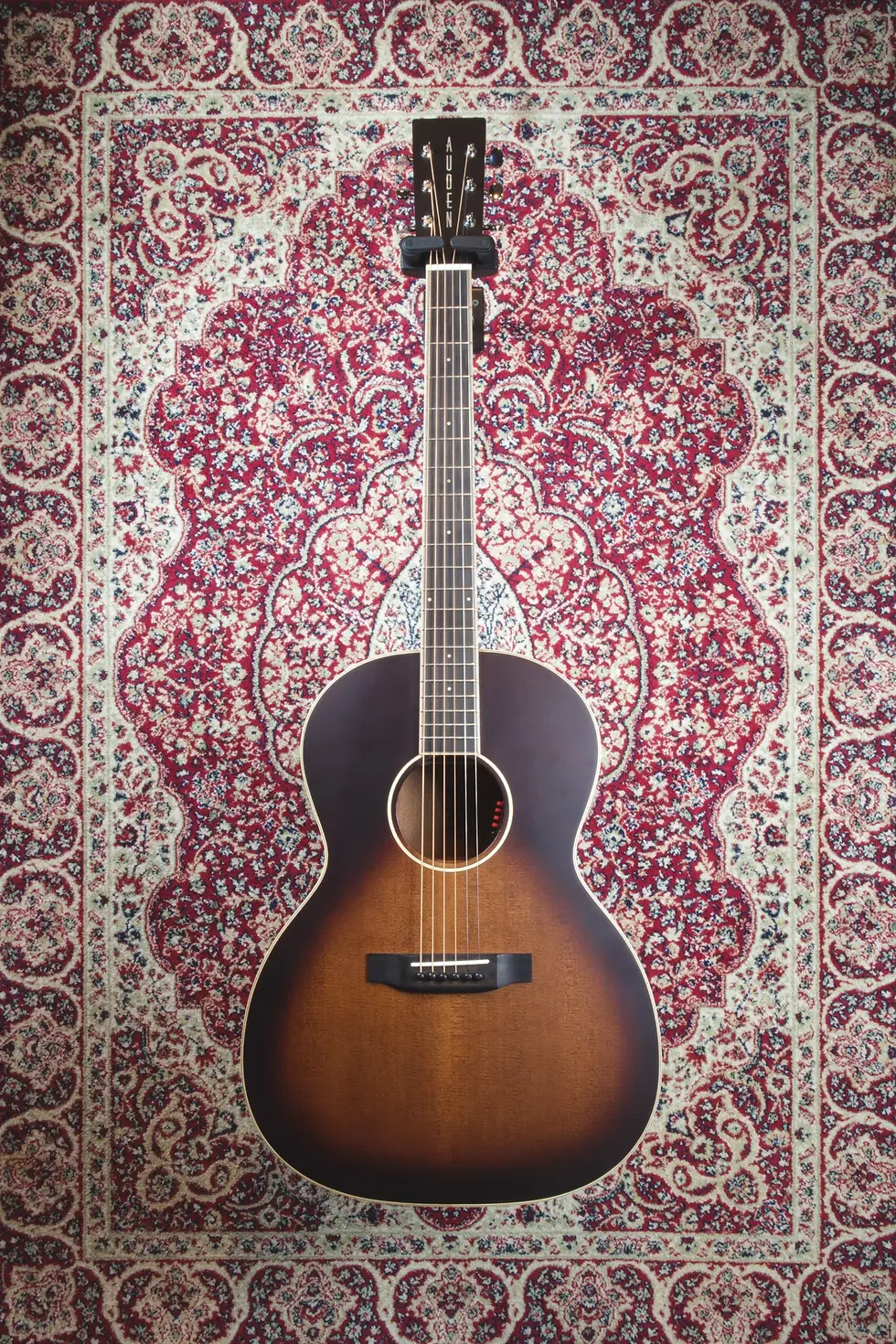 Auden Chester Tobacco Series acoustic guitar full body front view tobacco burst satin