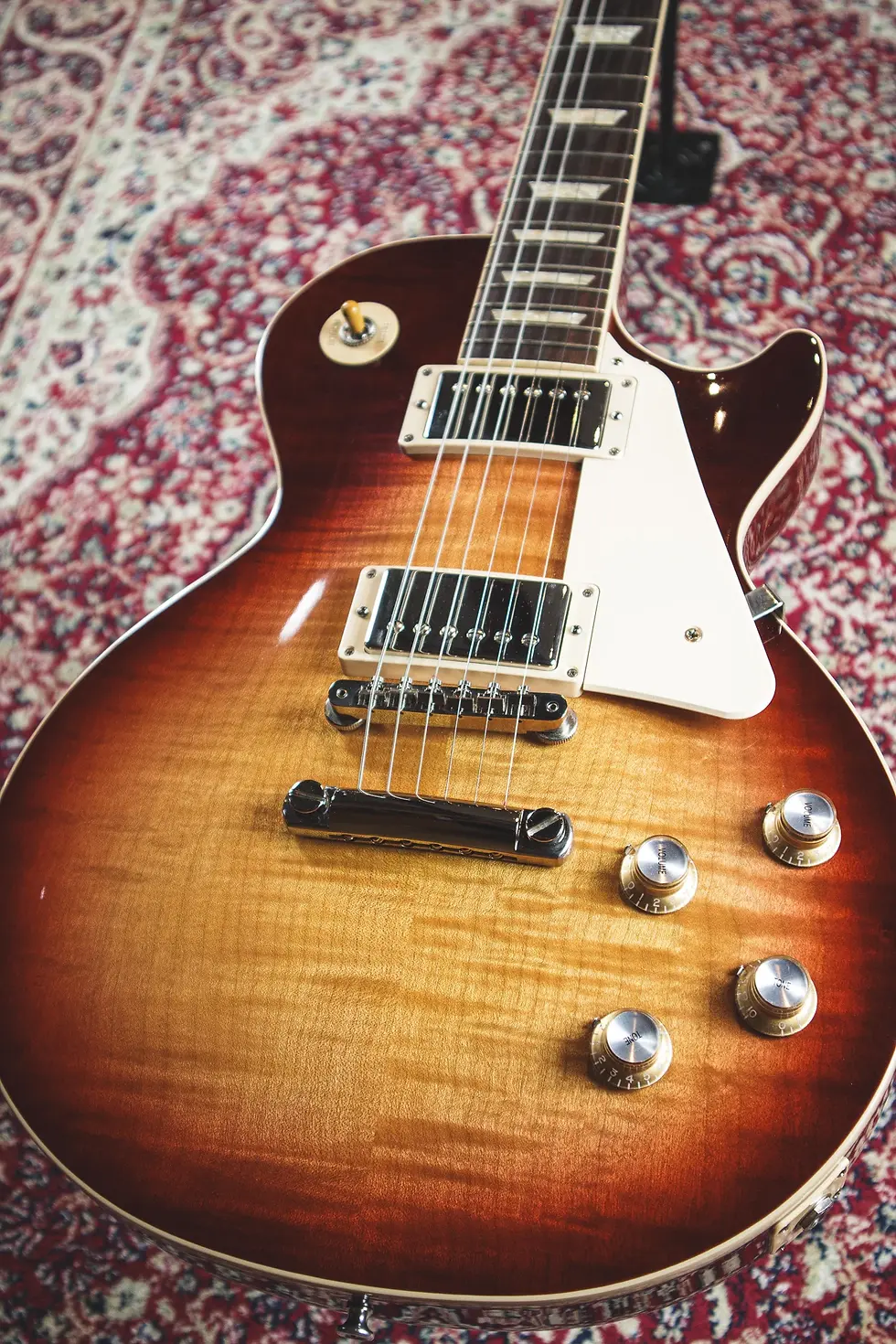 Thumbnail: Gibson Les Paul Standard 60s bridge and tailpiece hardware close up