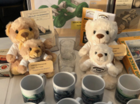 B17 mugs and toys