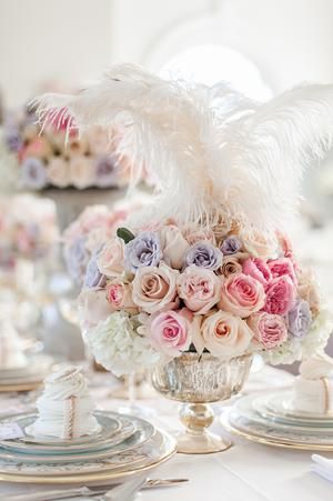 Moodboard : Regencycore fleurs plume