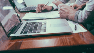 20250208_1926_Loop Video_loop_01jkm1jrpxfp4bdzmhmvkhm1wp.gif