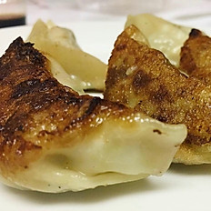Homemade Veggie Gyoza (5pcs)