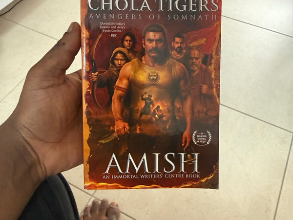 Livre The Chola Tigers - Amish
