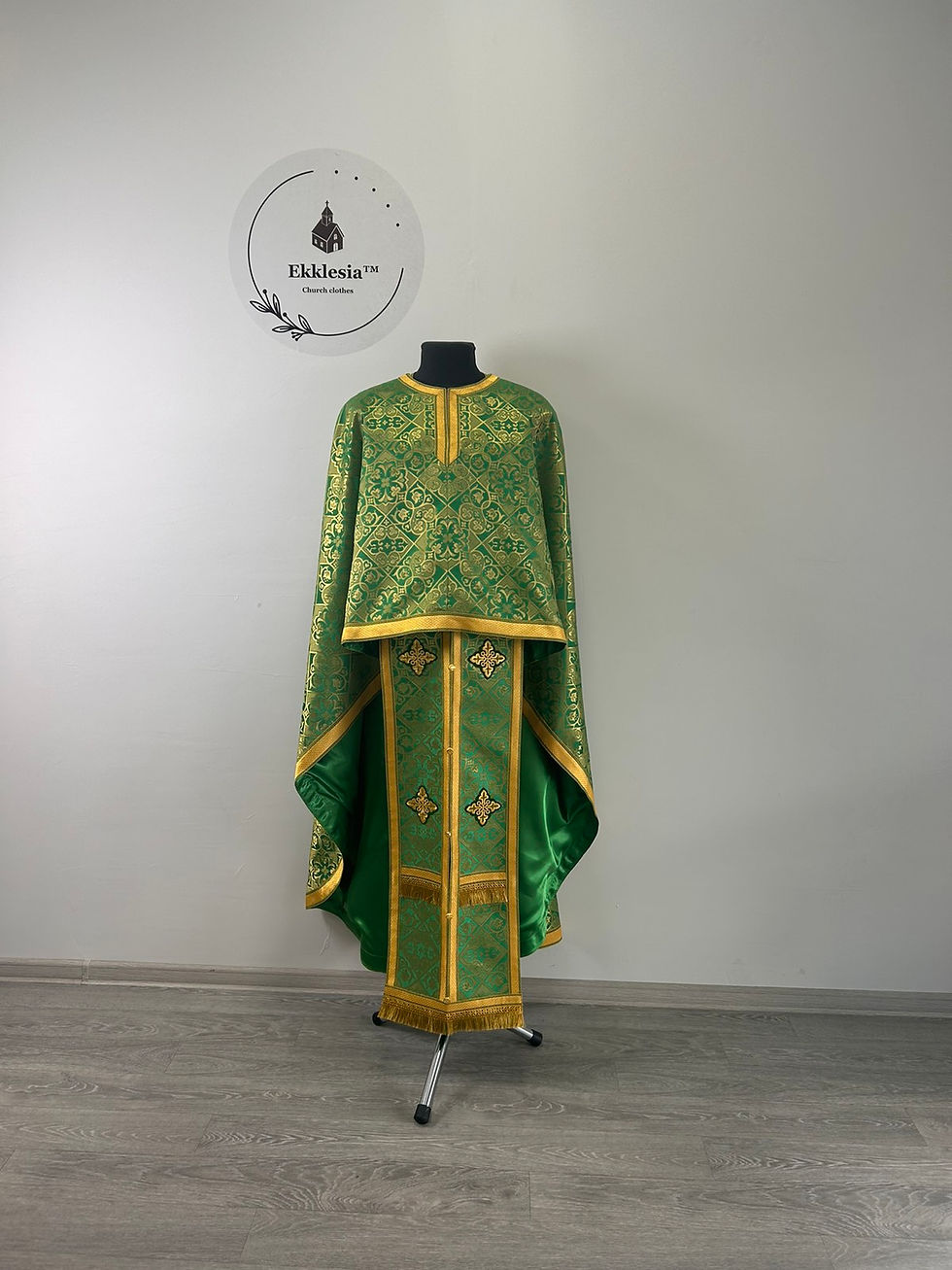 Thumbnail: Priest vestment in green church brocade - Liturgical clothes for priest - Phelon