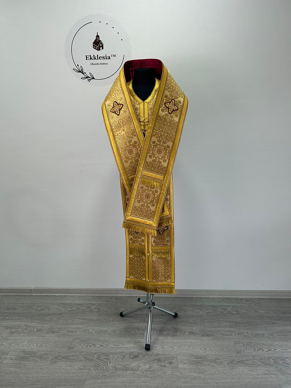 Bishop's Communion set in nonmetallic brocade - Bishop Stole and cuffs in brocad