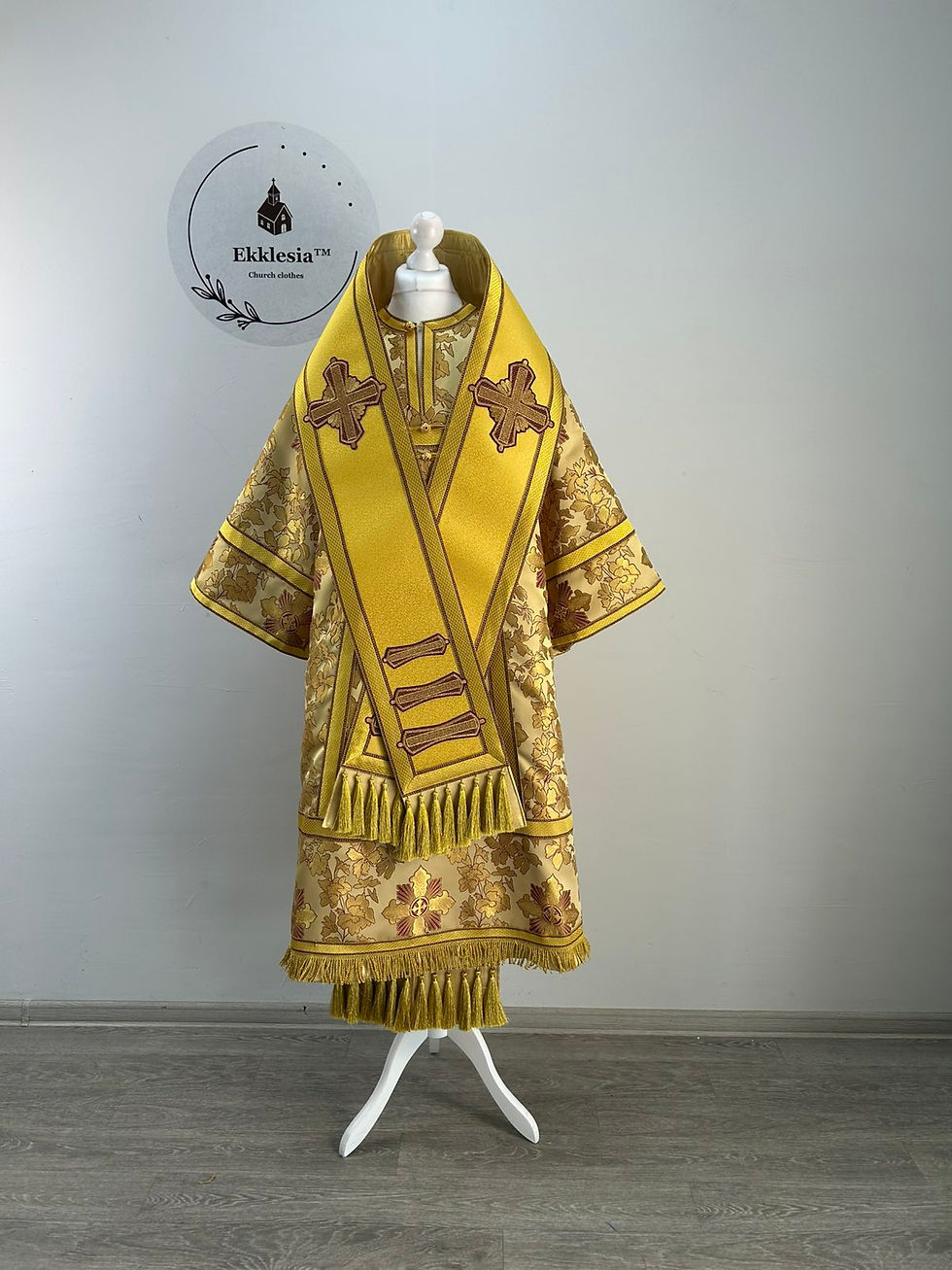 Thumbnail: Bishop's vestment set in gold brocade - Vestment set for Archbishop