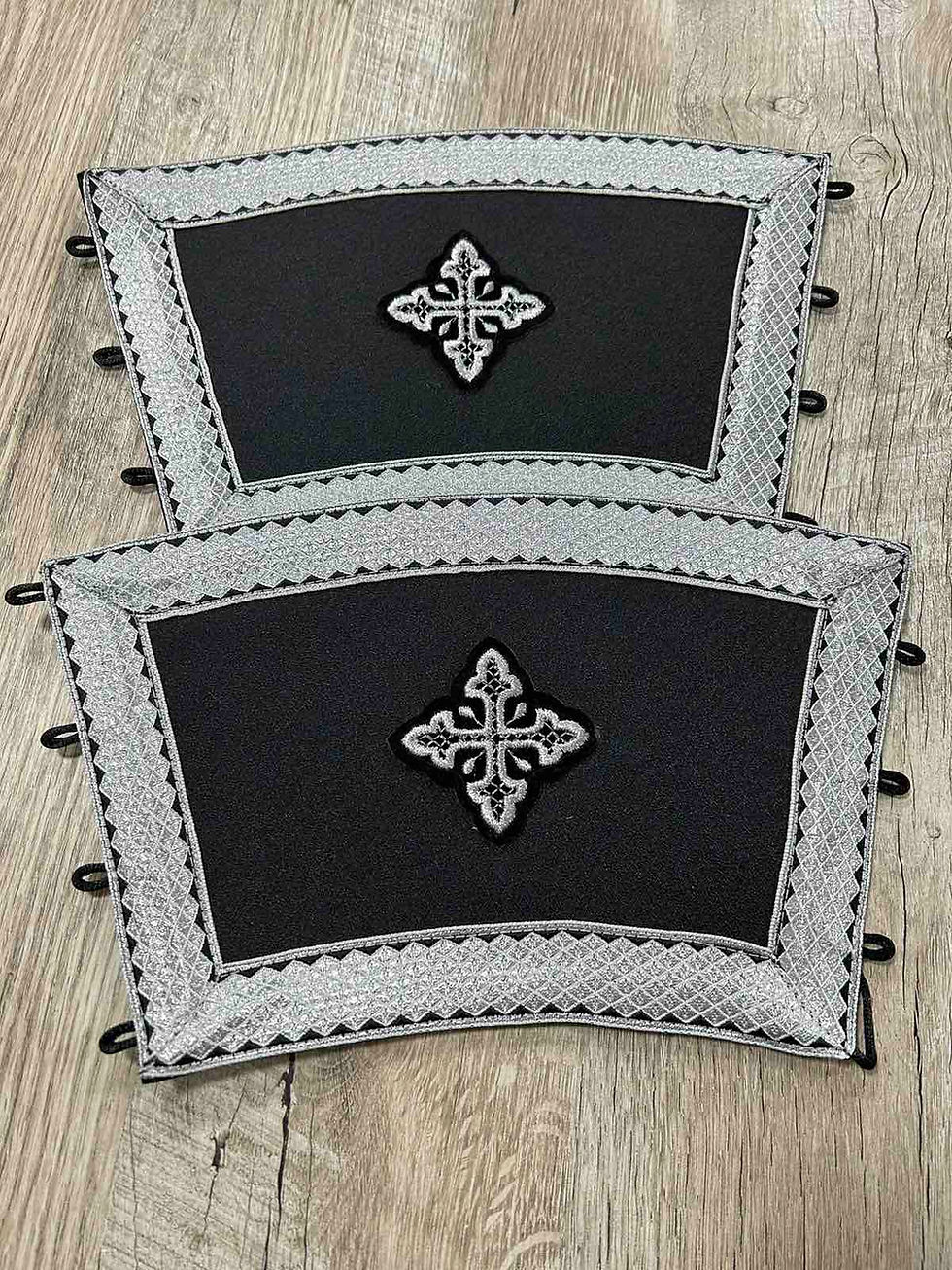 Thumbnail: Vestment in granular silk for Lent - Liturgical vestment set for priest - Phelon