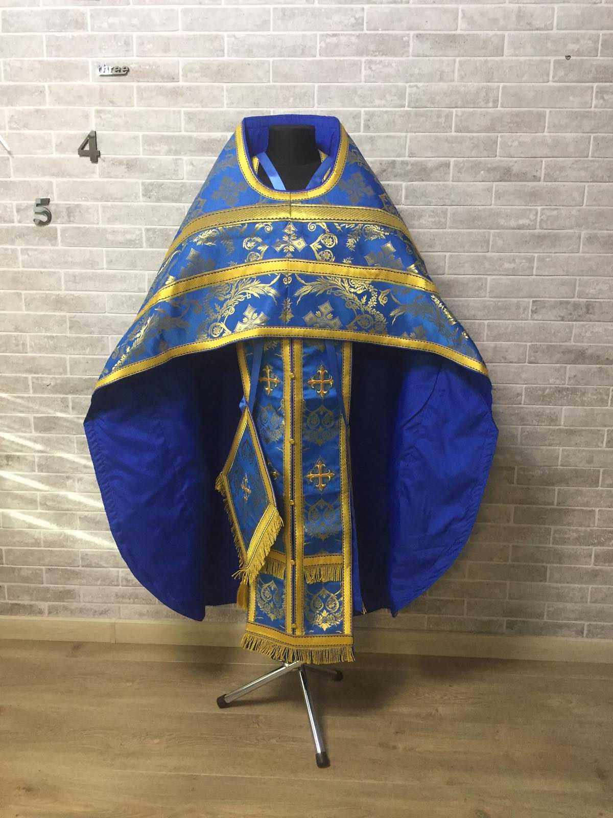 Slavic style vestment - Priest vestment in brocade - Cloth for orthodox priest