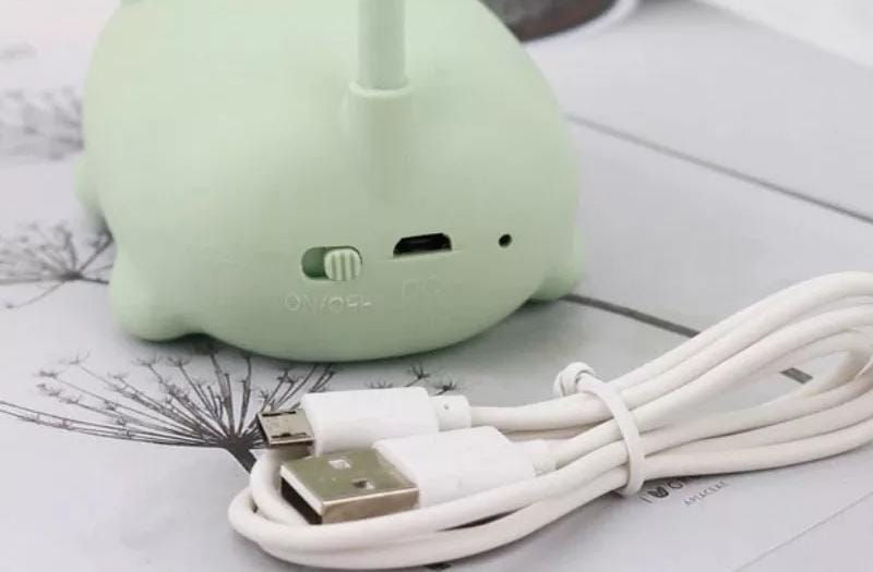 Miniatura: LAMPARA LED DE ESCRITORIO