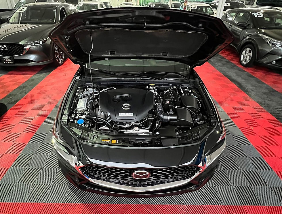 Miniatura: Mazda 3 Carbon Edition 2023